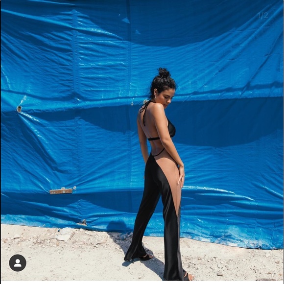 SOLDDDDD*****God save queens mesh jumpsuit - Picture 6 of 7